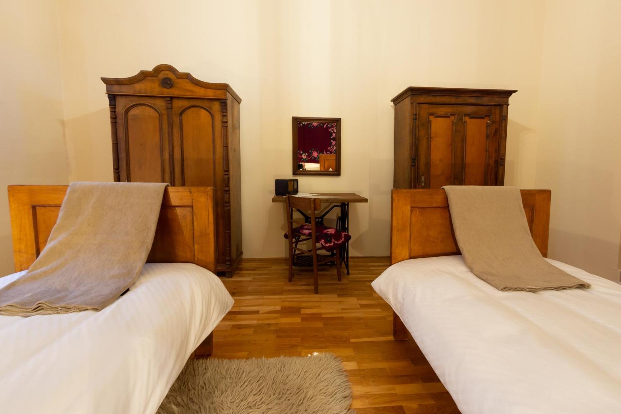 Apartments Paradiso Otočac Rum bild